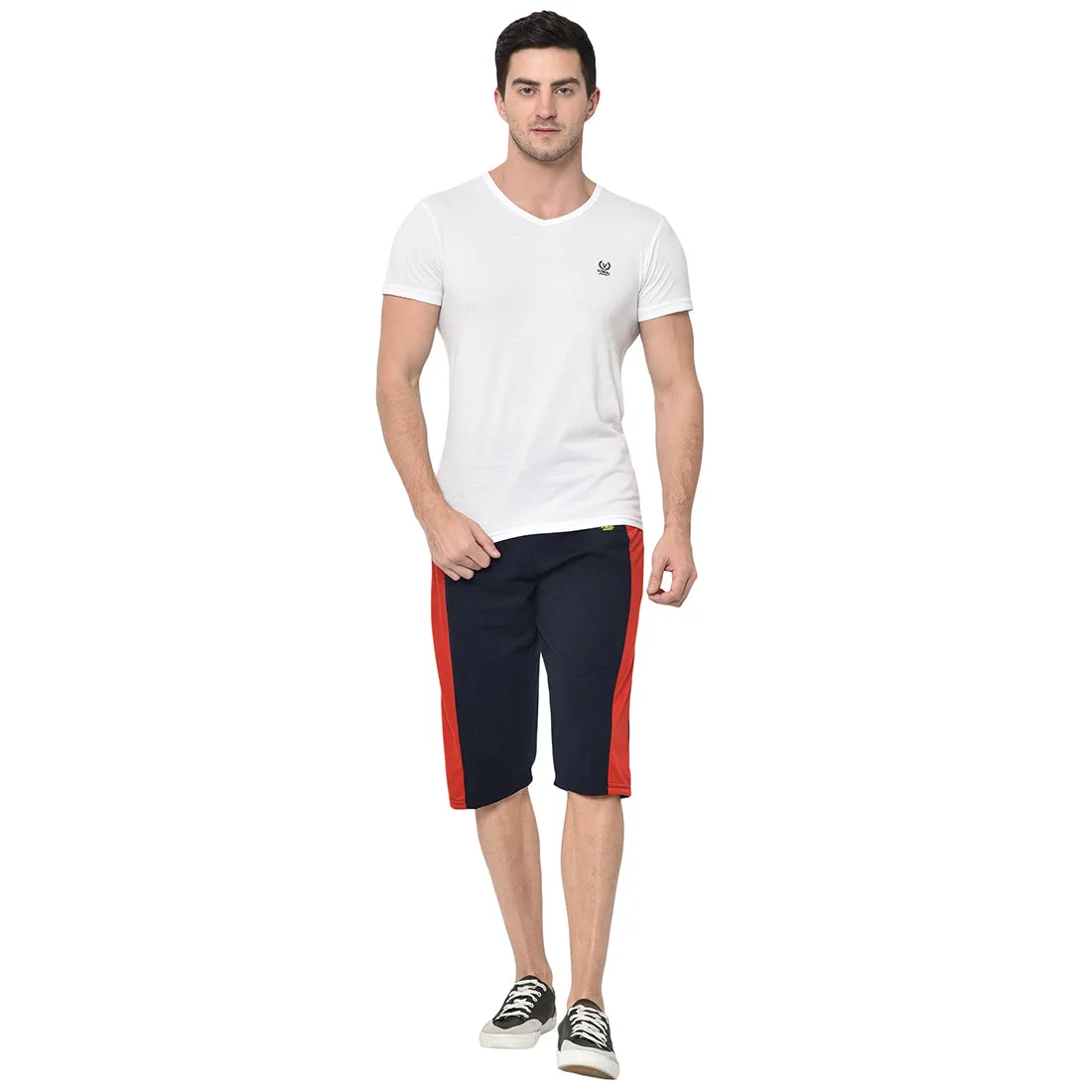 Vimal Jonney Cotton Blended Regular Fit Navy Blue 3/4th Capri For Men