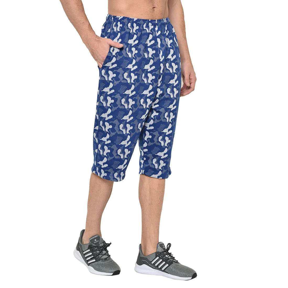 Vimal Jonney Cotton Blended Regular Fit Royal Blue 3/4th Capri For Men
