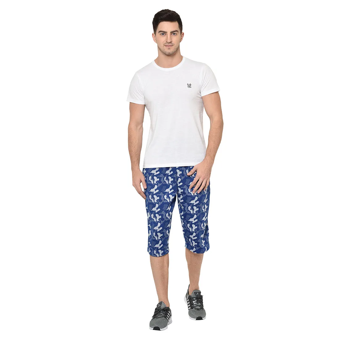Vimal Jonney Cotton Blended Regular Fit Royal Blue 3/4th Capri For Men